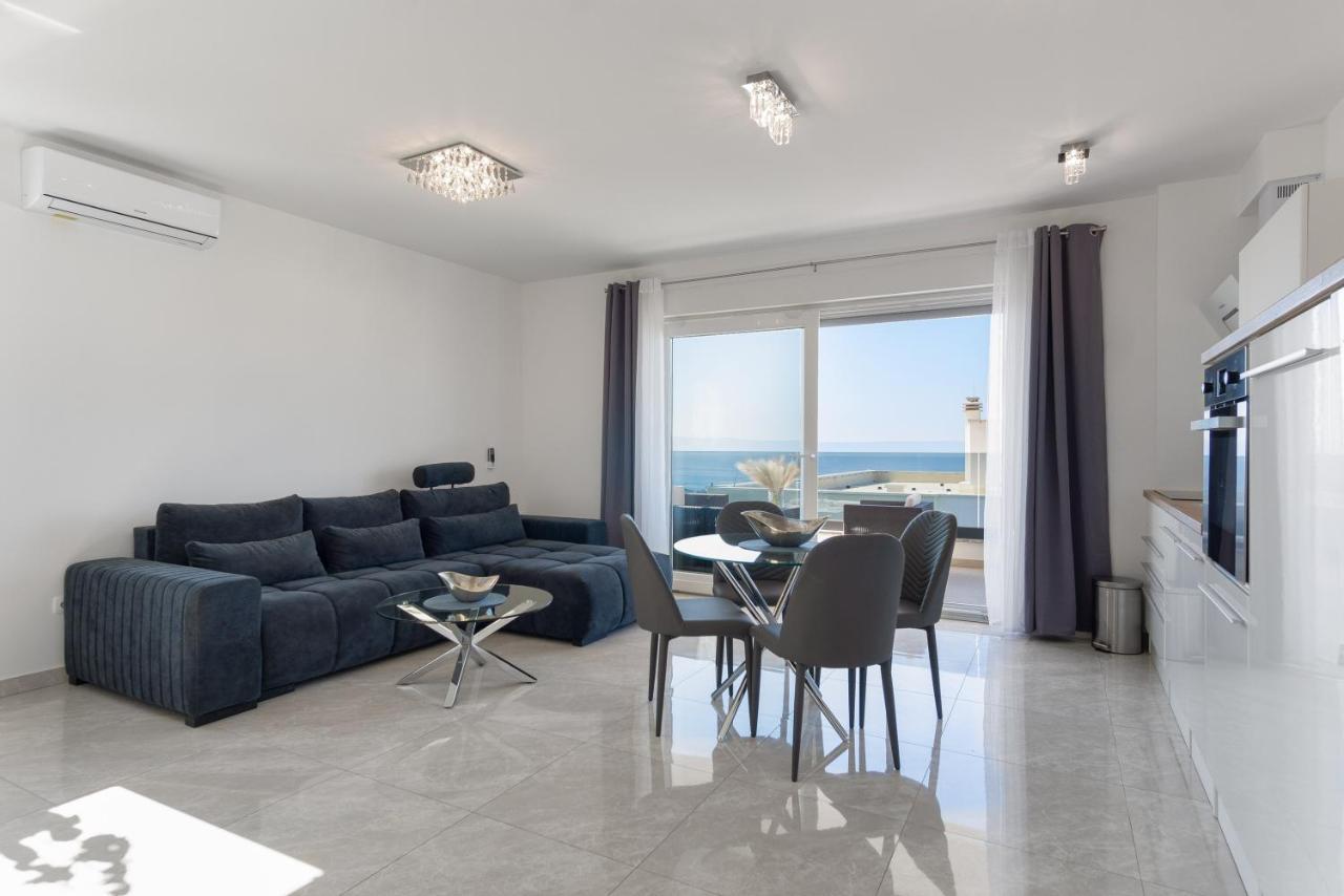 Sea View Apartment With Parking - Dina Makarska Exteriör bild