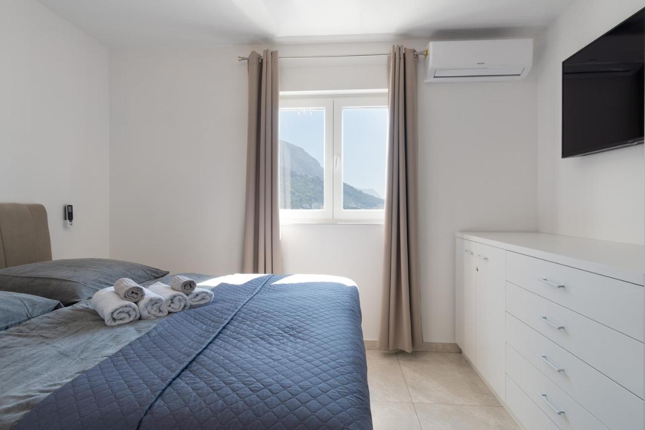 Sea View Apartment With Parking - Dina Makarska Exteriör bild
